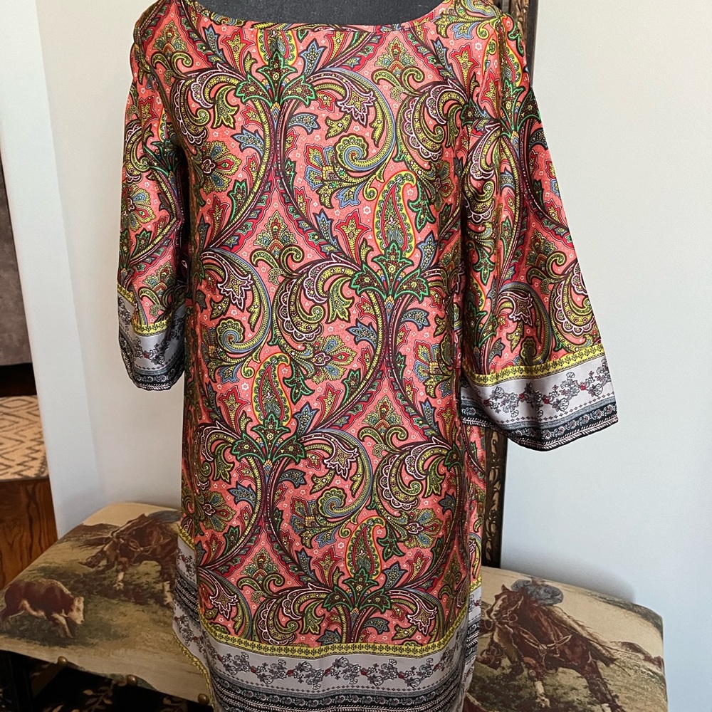 Loft paisley dress in EUC, perfect for Easter.